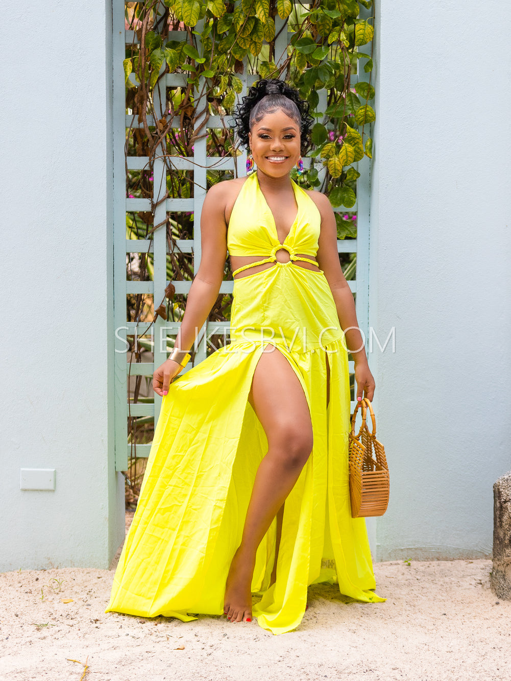 Walking Sunshine Lemon Yellow Maxi Dress Large Walking Sunshine Lemon Yellow Maxi Dress Large